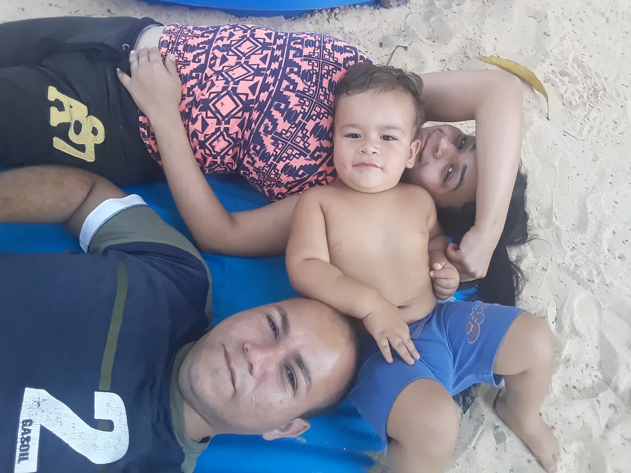 This one doesn't appear sideways, but it is // Este no aparece de lado, pero lo es