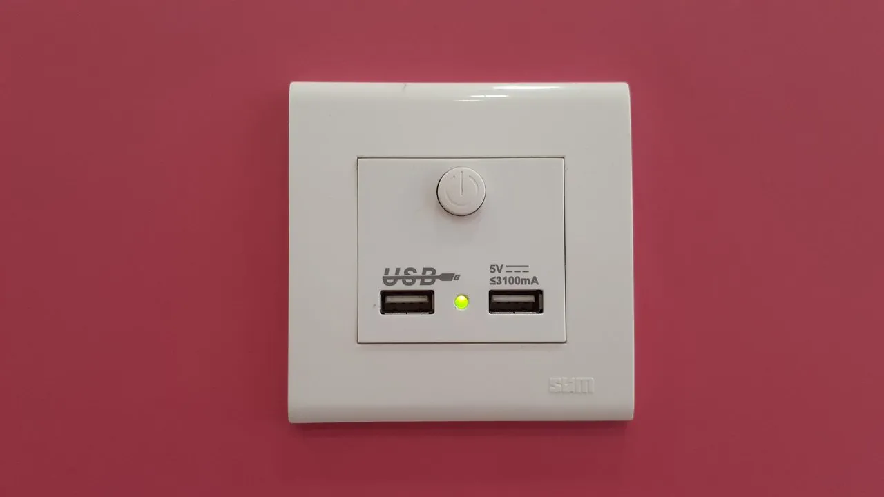 gv697im8po.jpg
