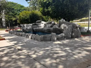 Fuente de roca / Rock fountain