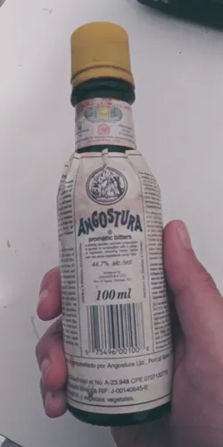 Amargo de Angostura.jpg