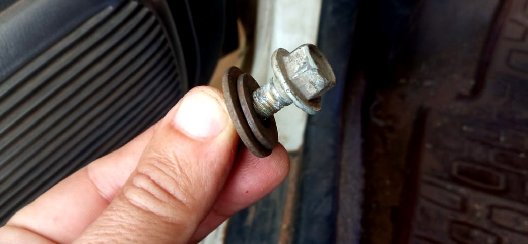 Repairing the car door [Eng/Esp]