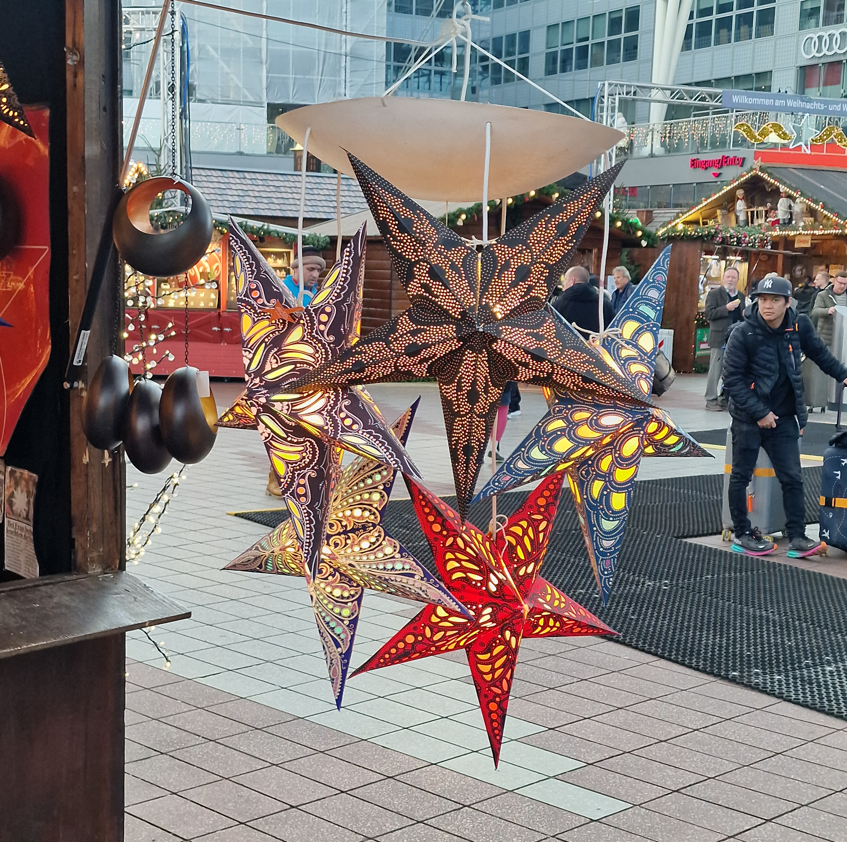 the Christmas market at Munich Airport