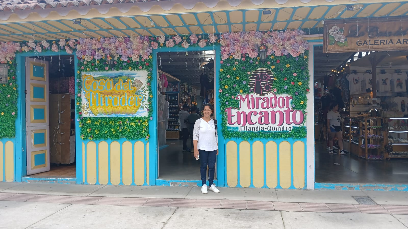 De la Magia de Encanto en Finlandia, Colombia/ From the Magic of Encanto in Finland, Colombia