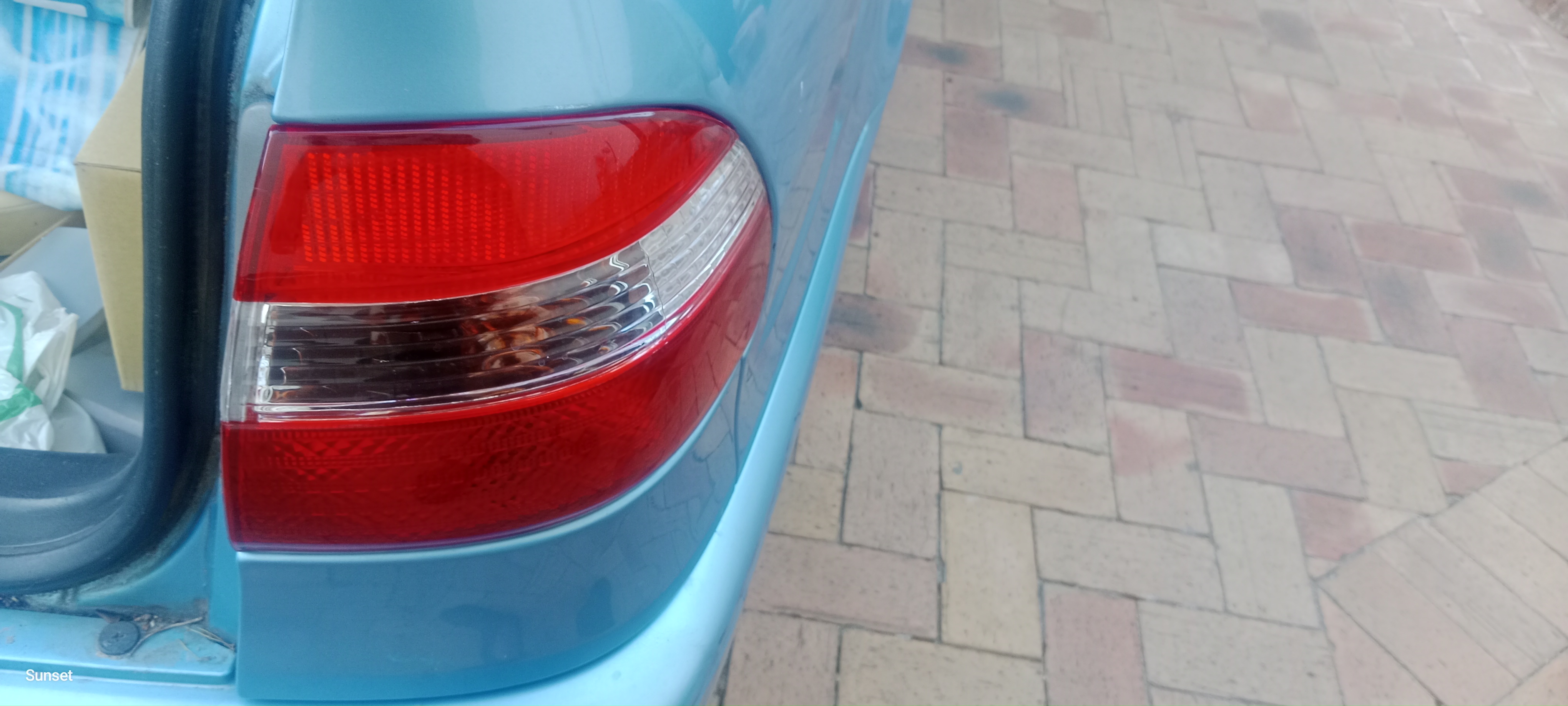 Replacing broken tail light