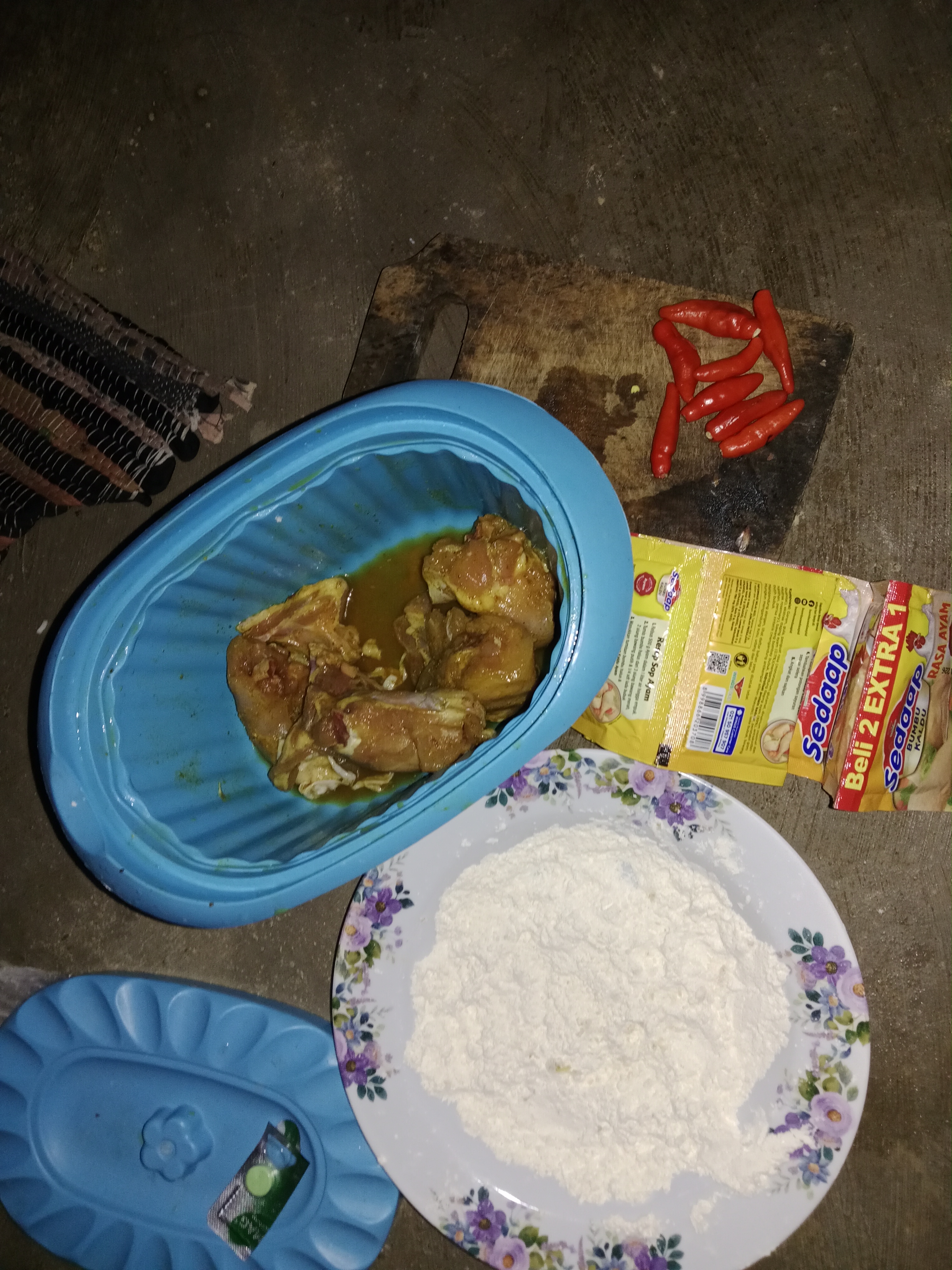 SPICY CHICKEN FRUITS