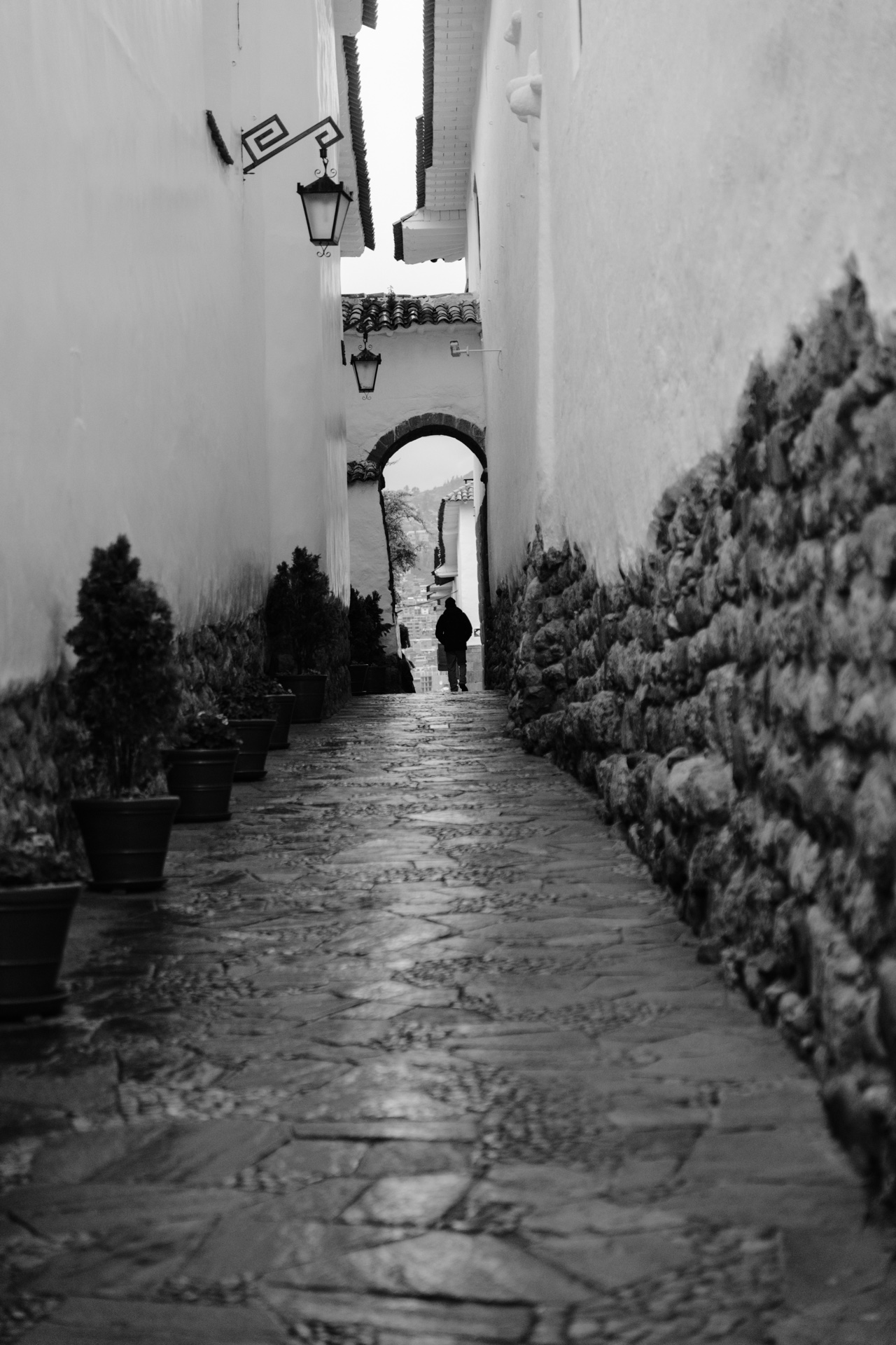 # CUSCO: ETERNAL FRAMES & MOTION [Eng-Esp]