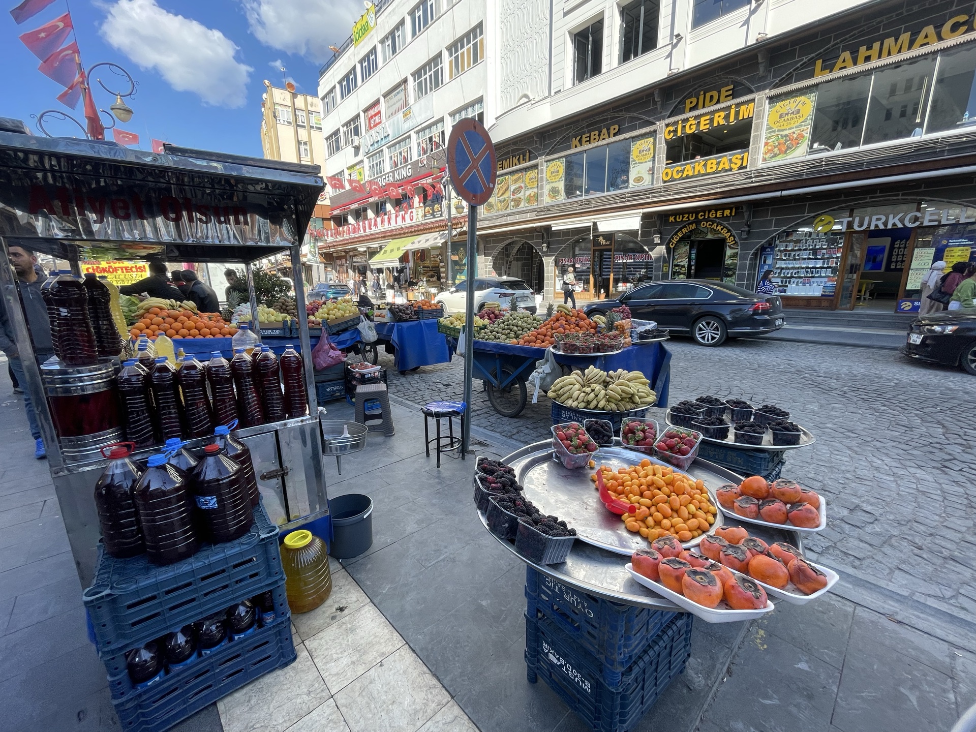Streets of Diyarbakır: The Best Hustle and Bustle of Ramadan