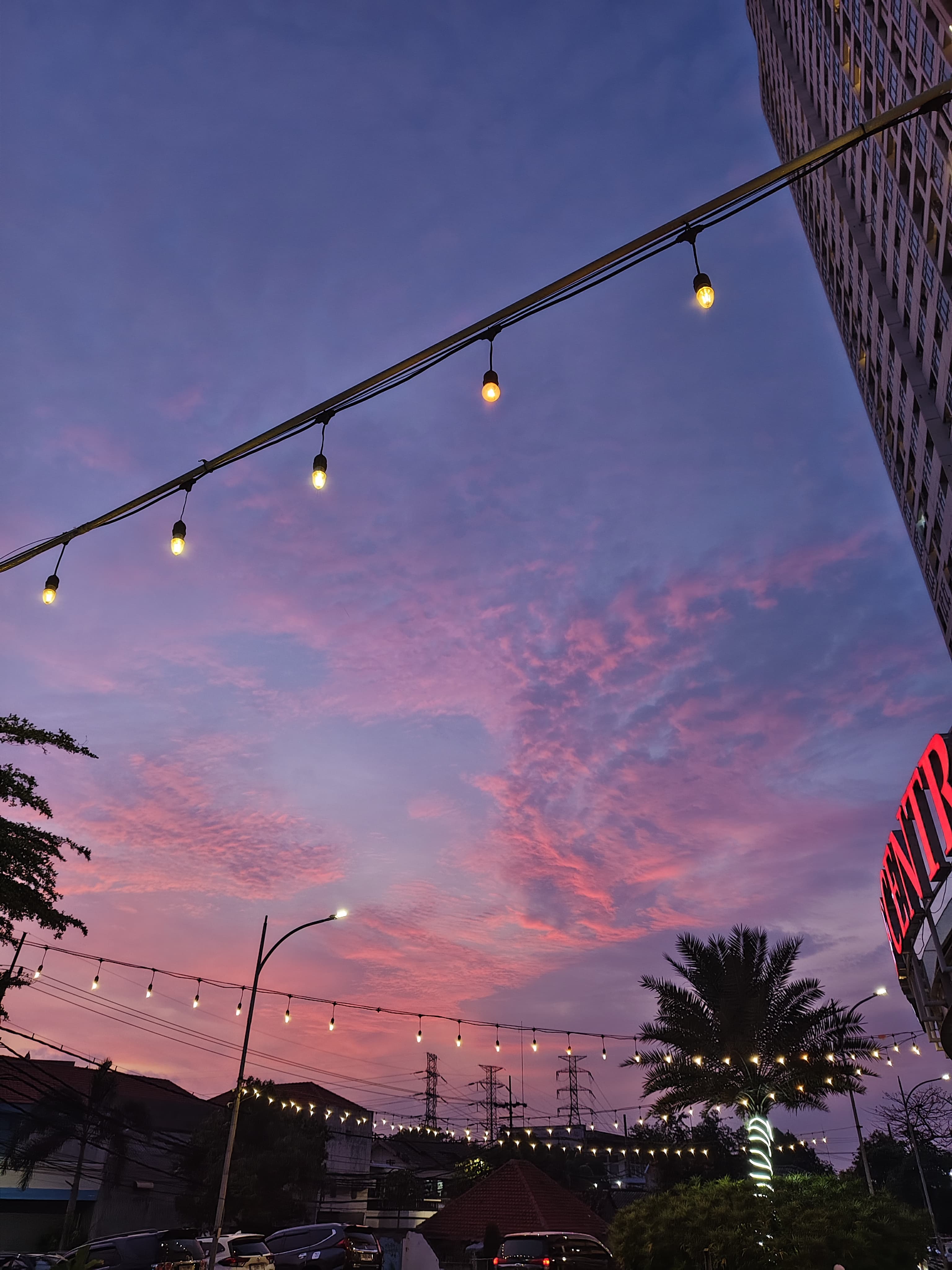 The Sunsets on My Backyard