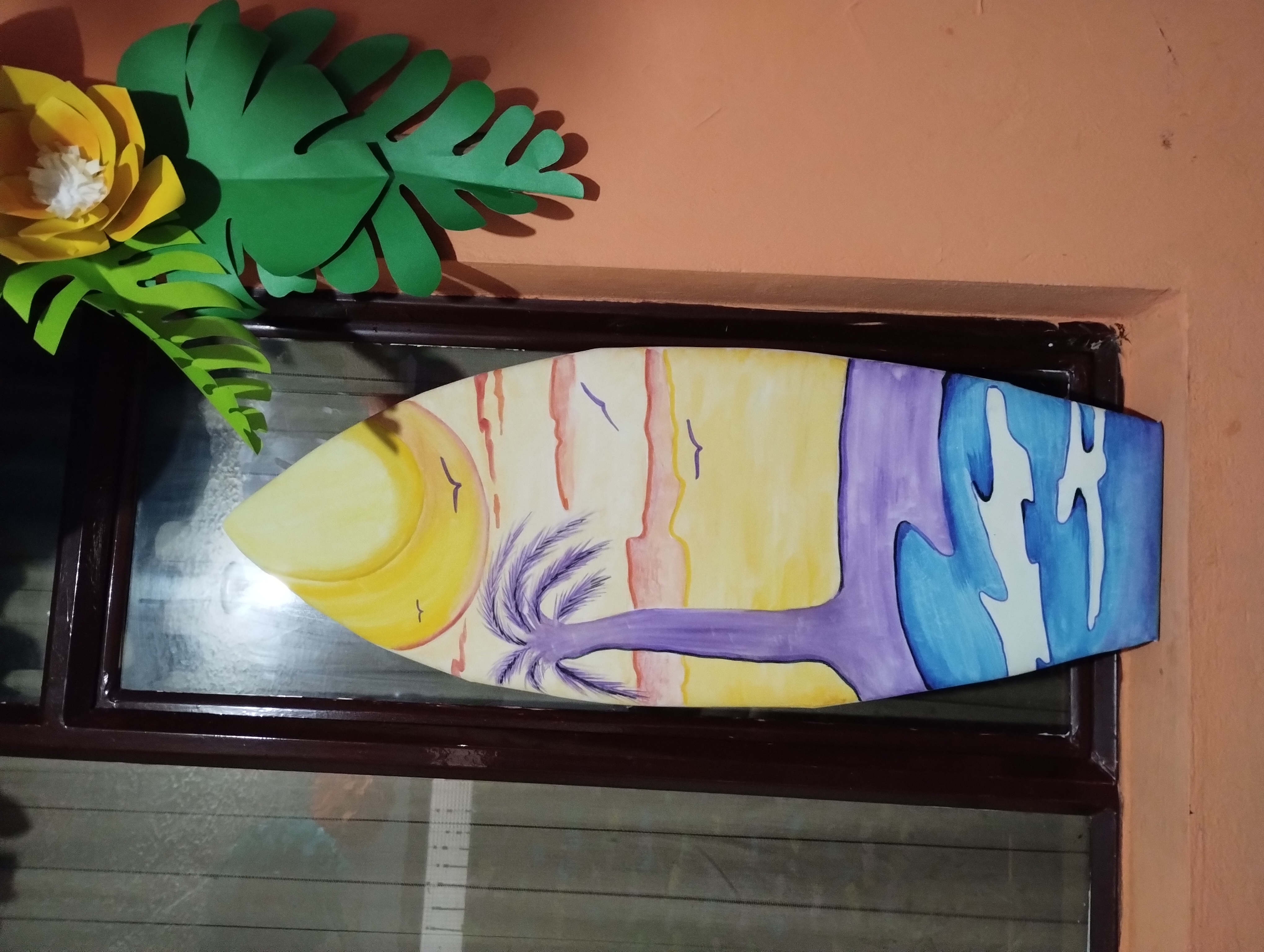ENG / ESP Decorative surfboard. /Tabla de Surf decorativa.