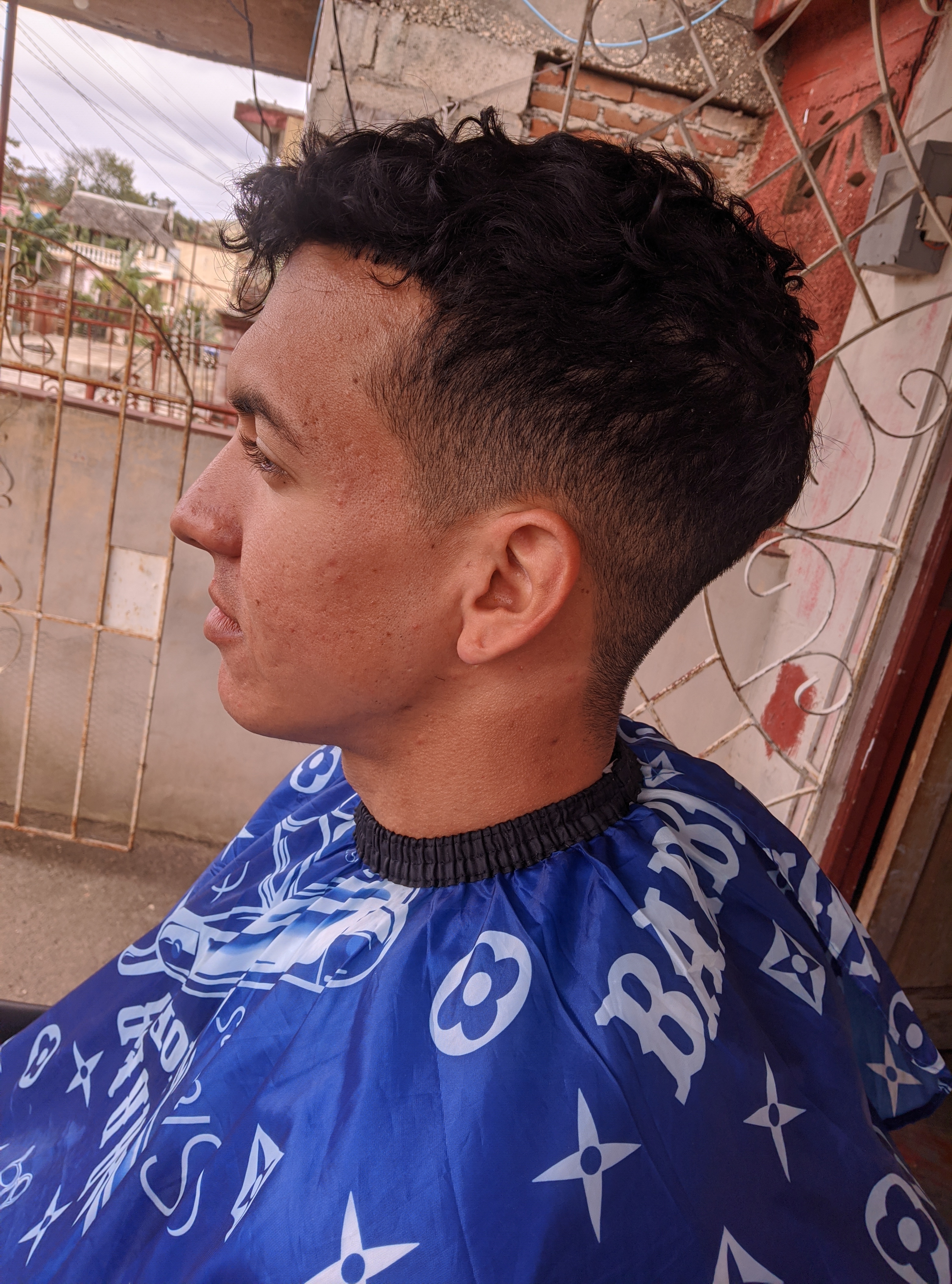 Mi camino en la Barbería: Práctica, Errores y Ganas de Crecer 💈✂️ | My journey in barbering: Practice, mistakes, and the desire to grow 💈✂️