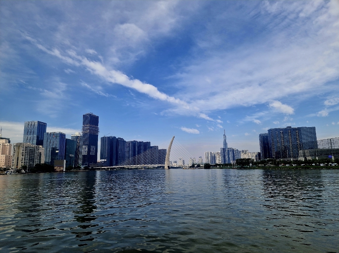 From mangroves to full blown city life by boat