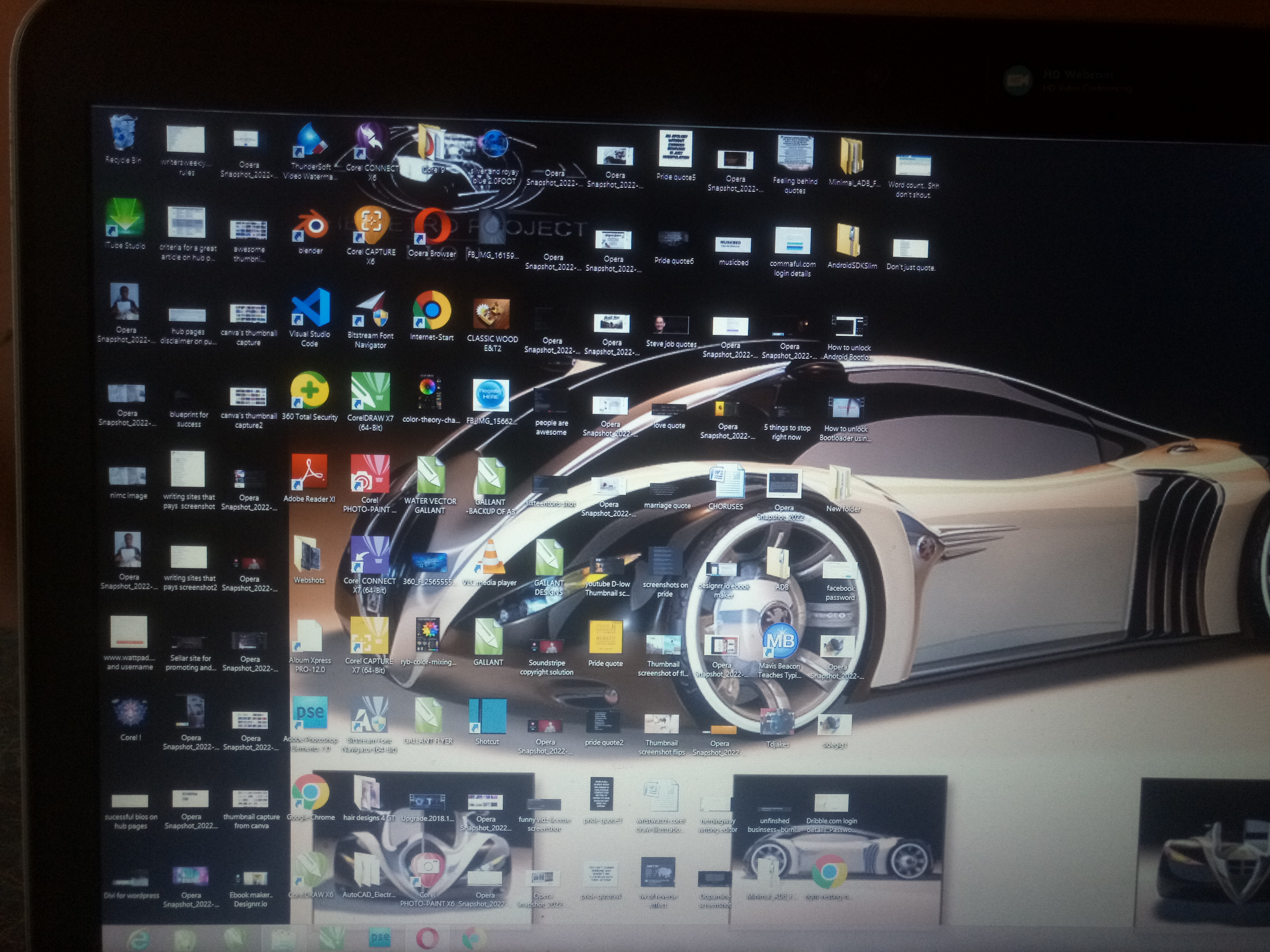 @vic2ryx/does-your-desktop-appear-disorganized