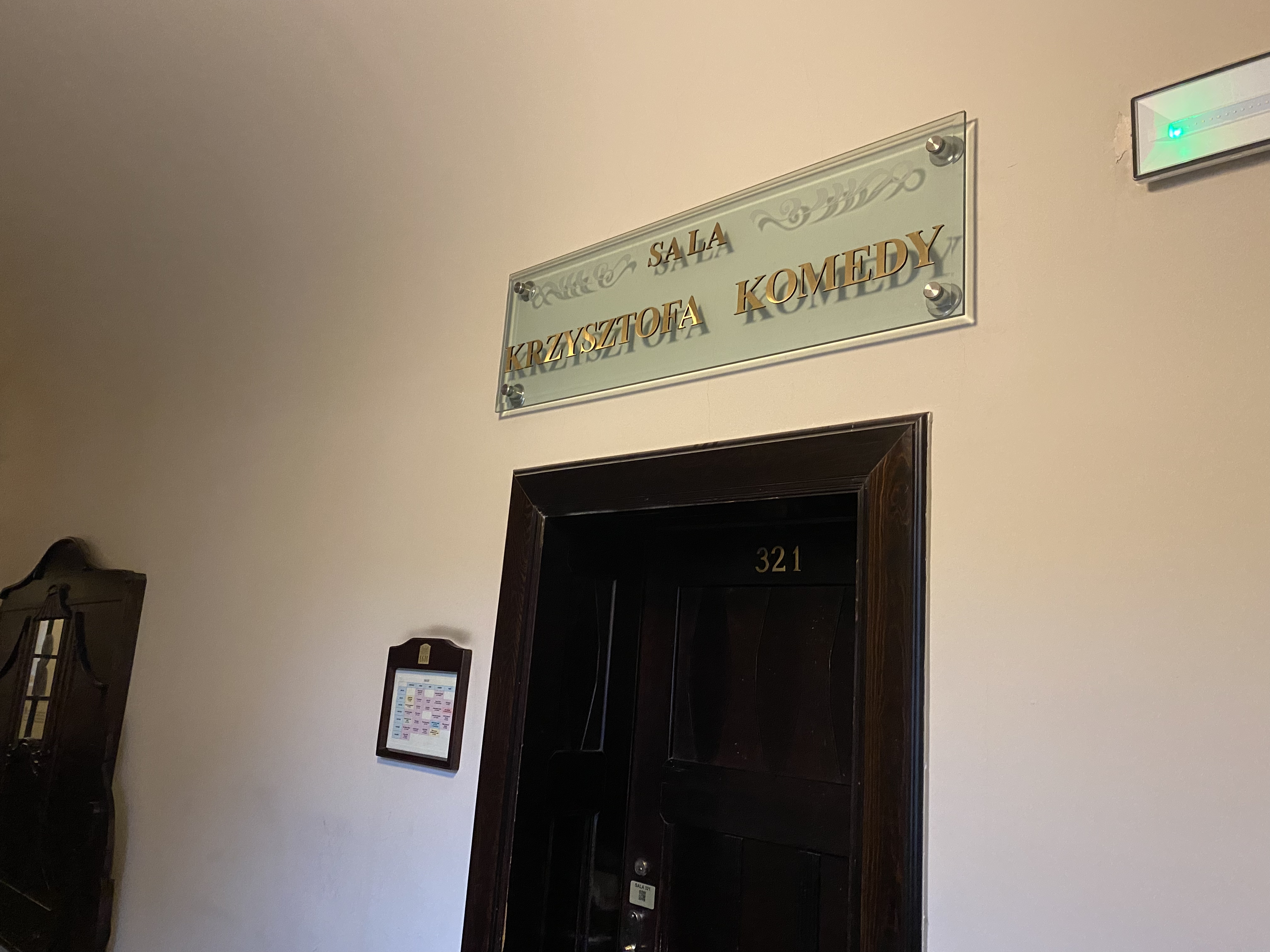 Komeda na uniwersytecie