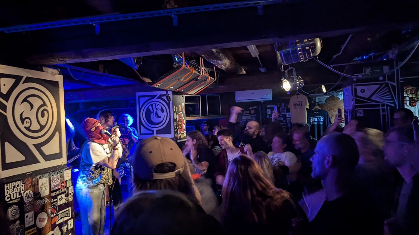 GEE TEE - Hot Rod Juice