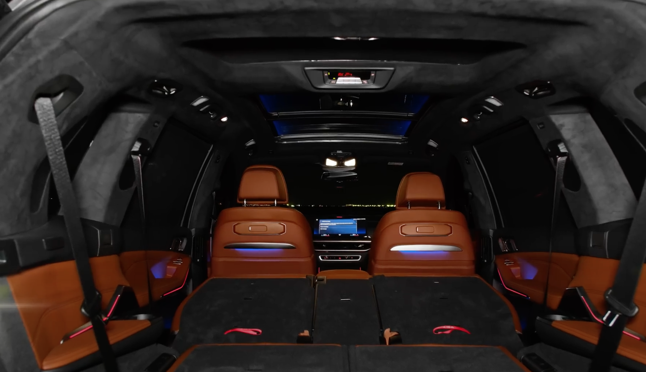 🚘 2023 BMW X7 M60i - New Wild SUV 🚘