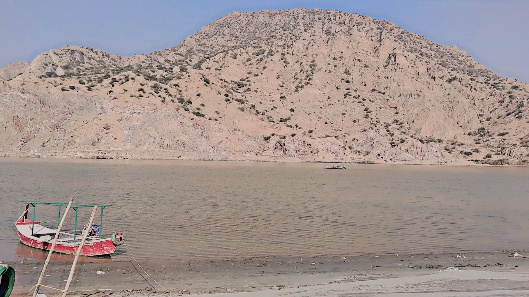 Darya Kinarey Delights: A Wednesday Walk in the Paradise 