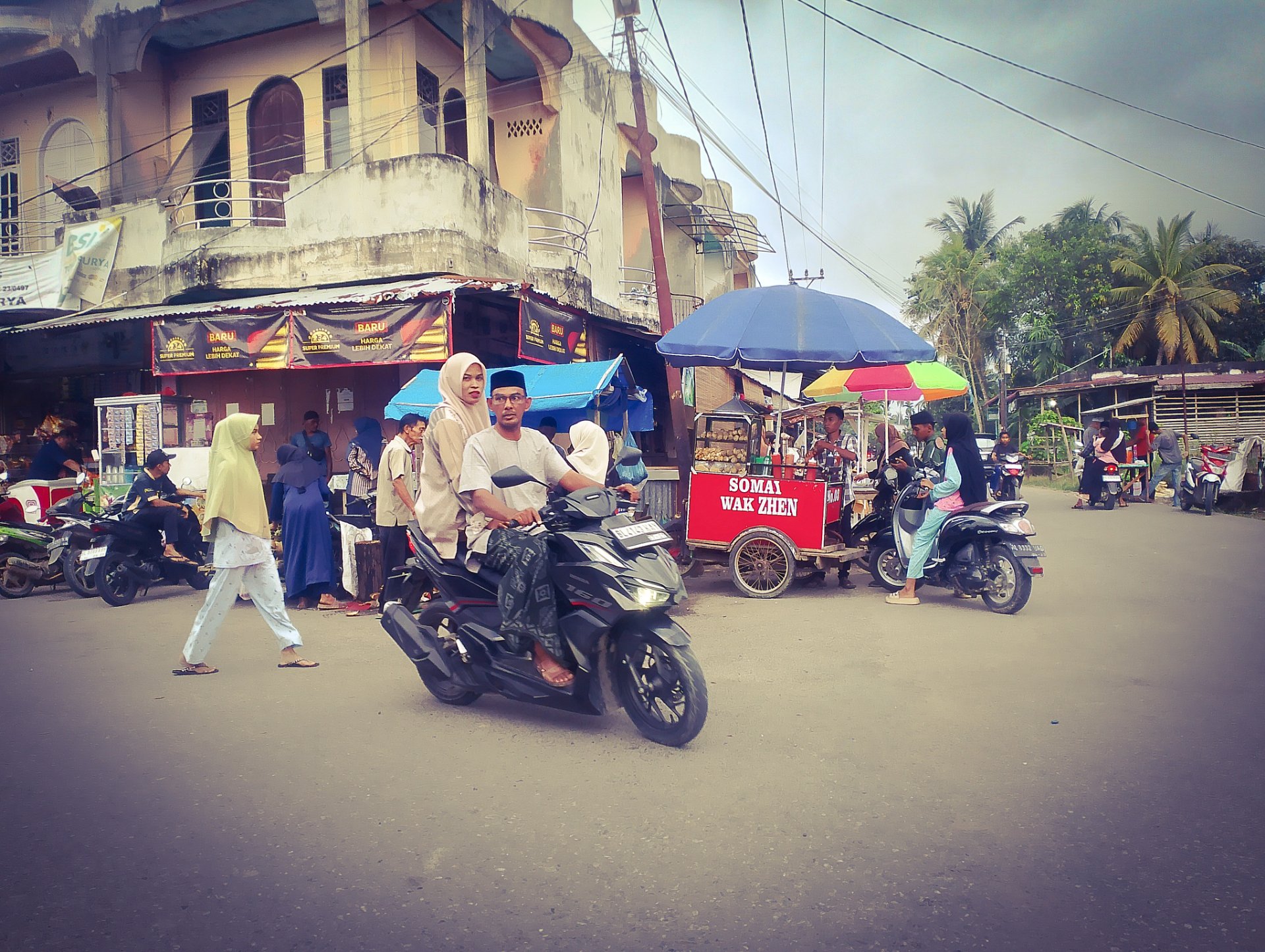 Freewrite || Life Continues to Move on a Street Corner