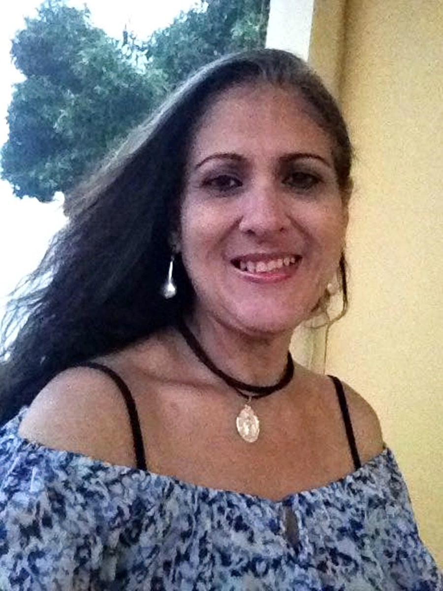 A DECADE AGO AND IT SEEMS LIKE IT WAS YESTERDAY (En - Es)