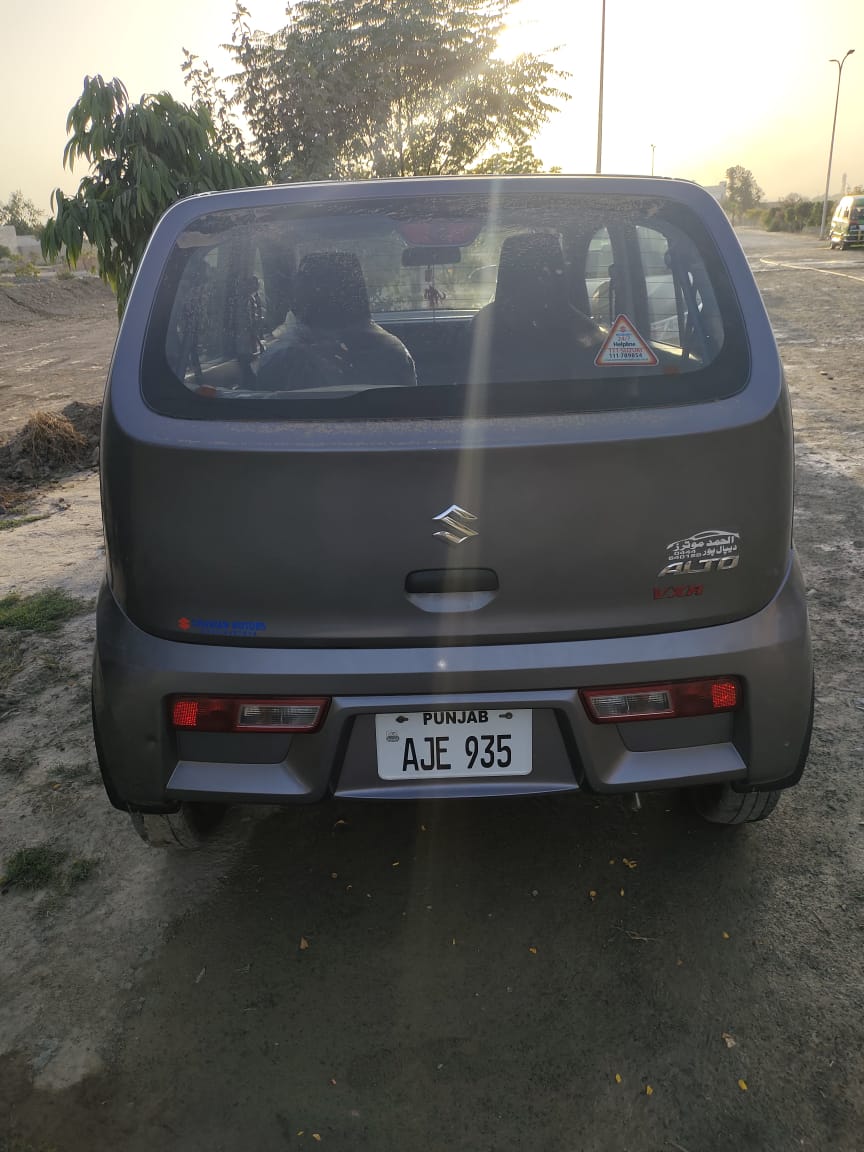 Suzuki Alto petrol cost is also low and quiet car