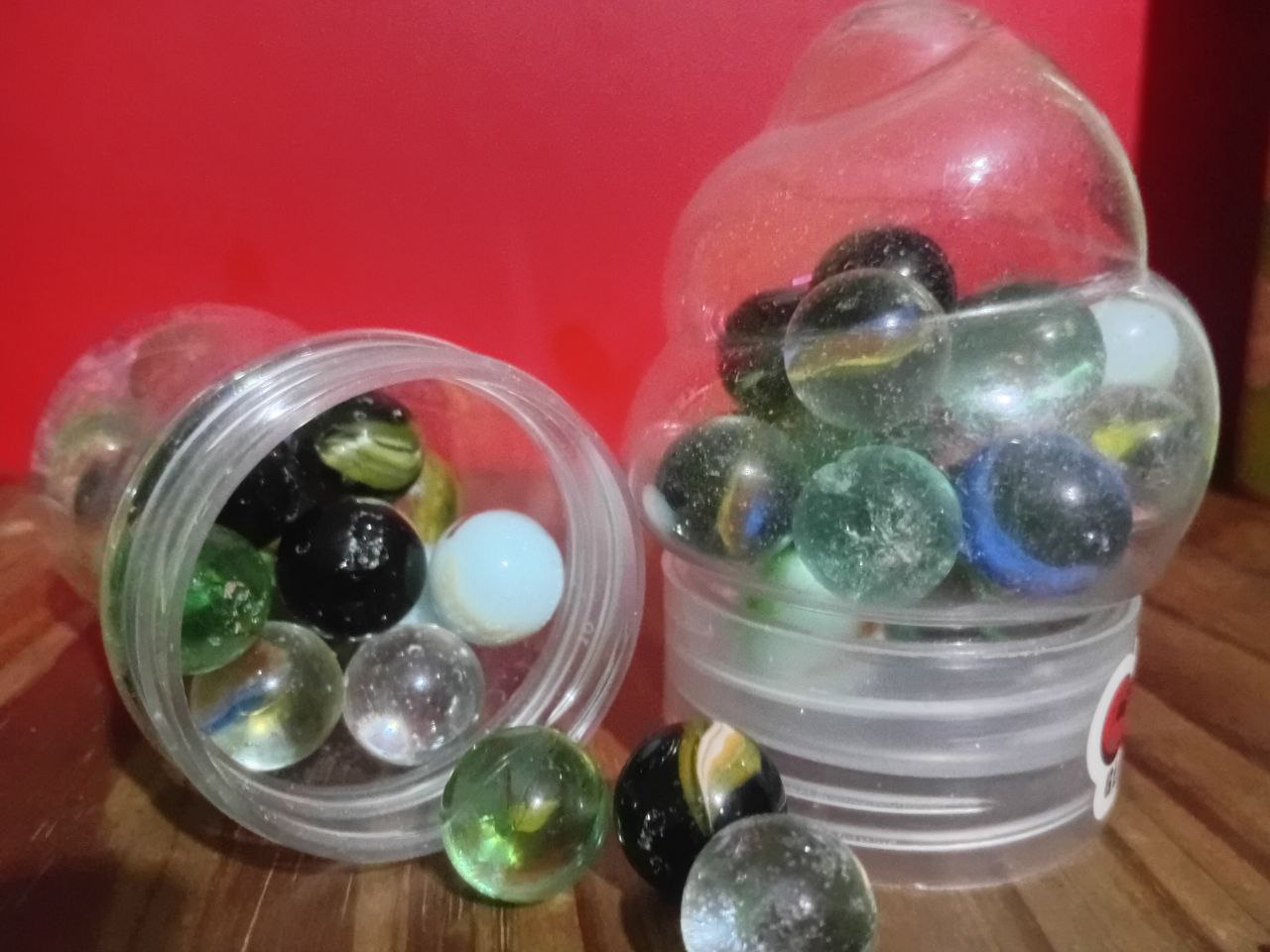 Carritos, paletas y canicas (Esp/Eng)