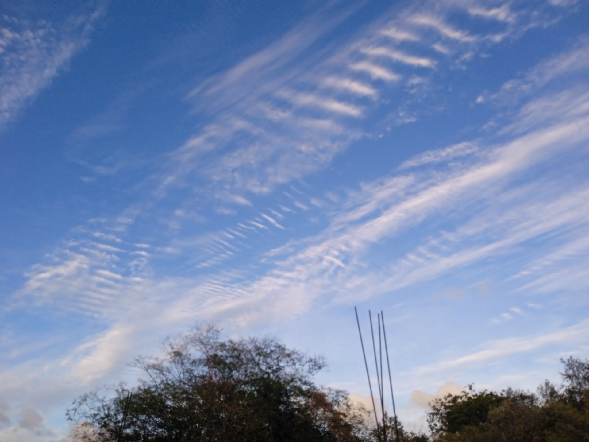 [ESP-ENG] Hermosa formación de nubes, 05 de Marzo de 2026☁️/Beautiful cloud formation, March 5, 2026☁️  