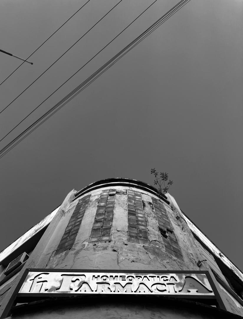 Where to sustain the dreams of the city | PhotoFeed Contest Cityscape Photography Round 159 [EN-ES]