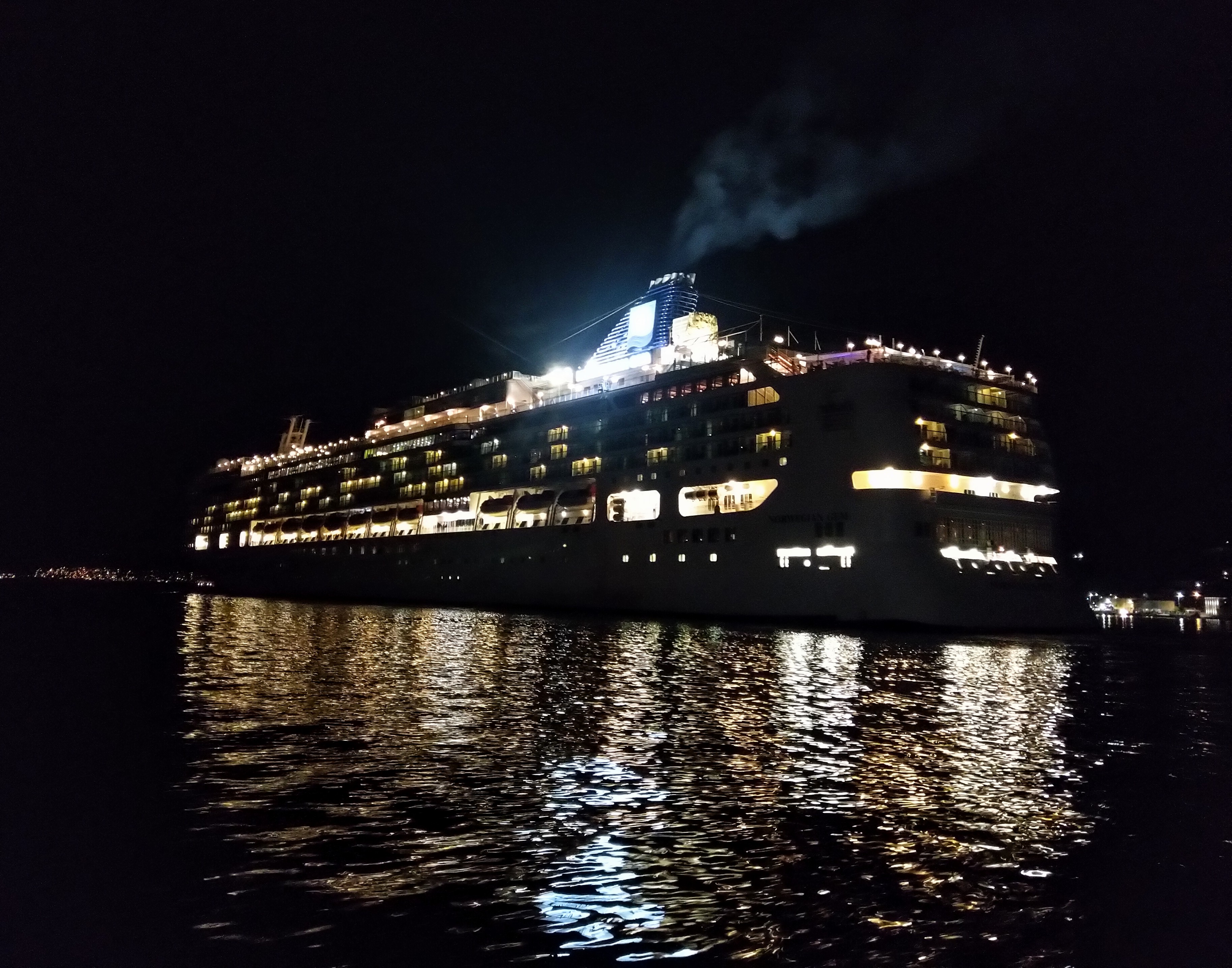 Entry for the Reflection Hunters Contest - Round 96