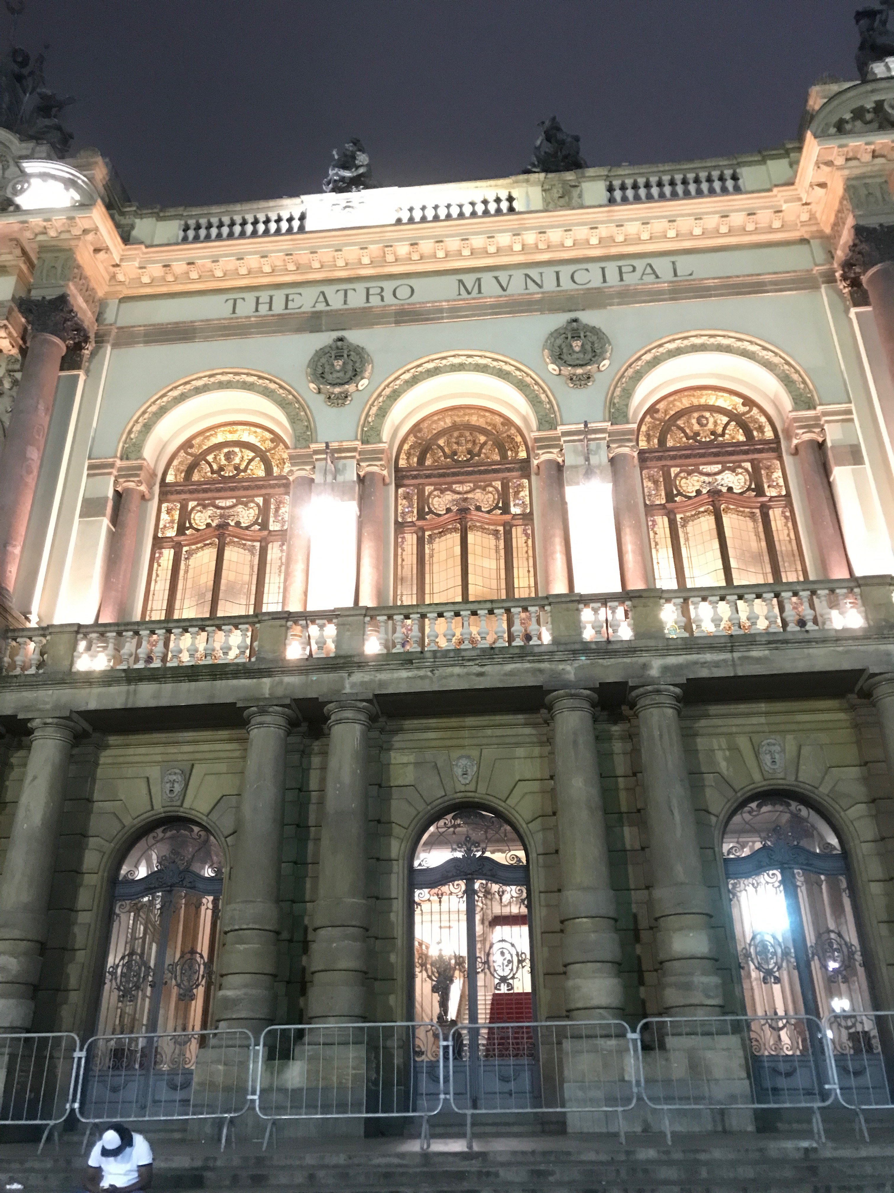 Randon stuff in downtown São Paulo