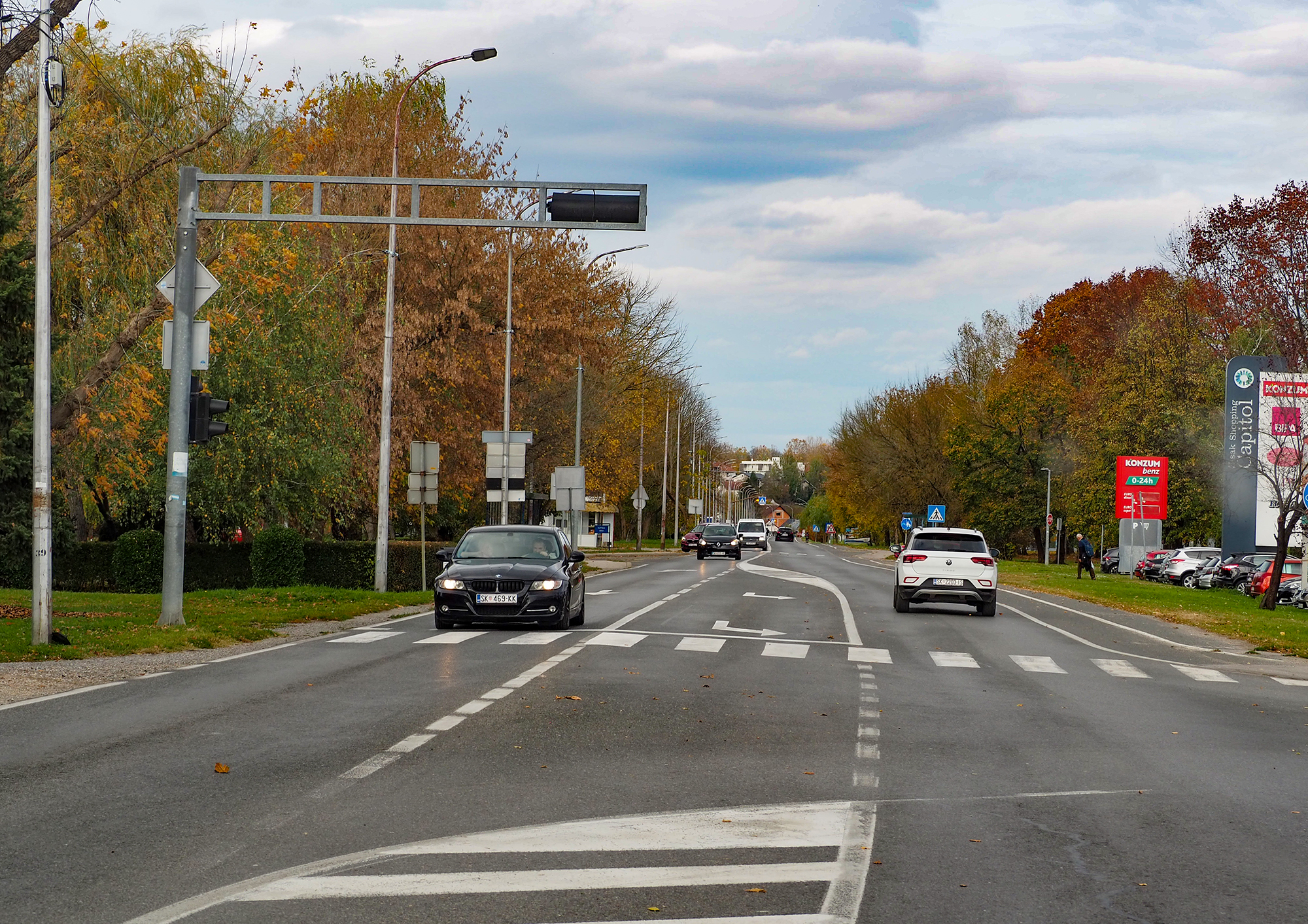 Just One Autumn Stroll around the City