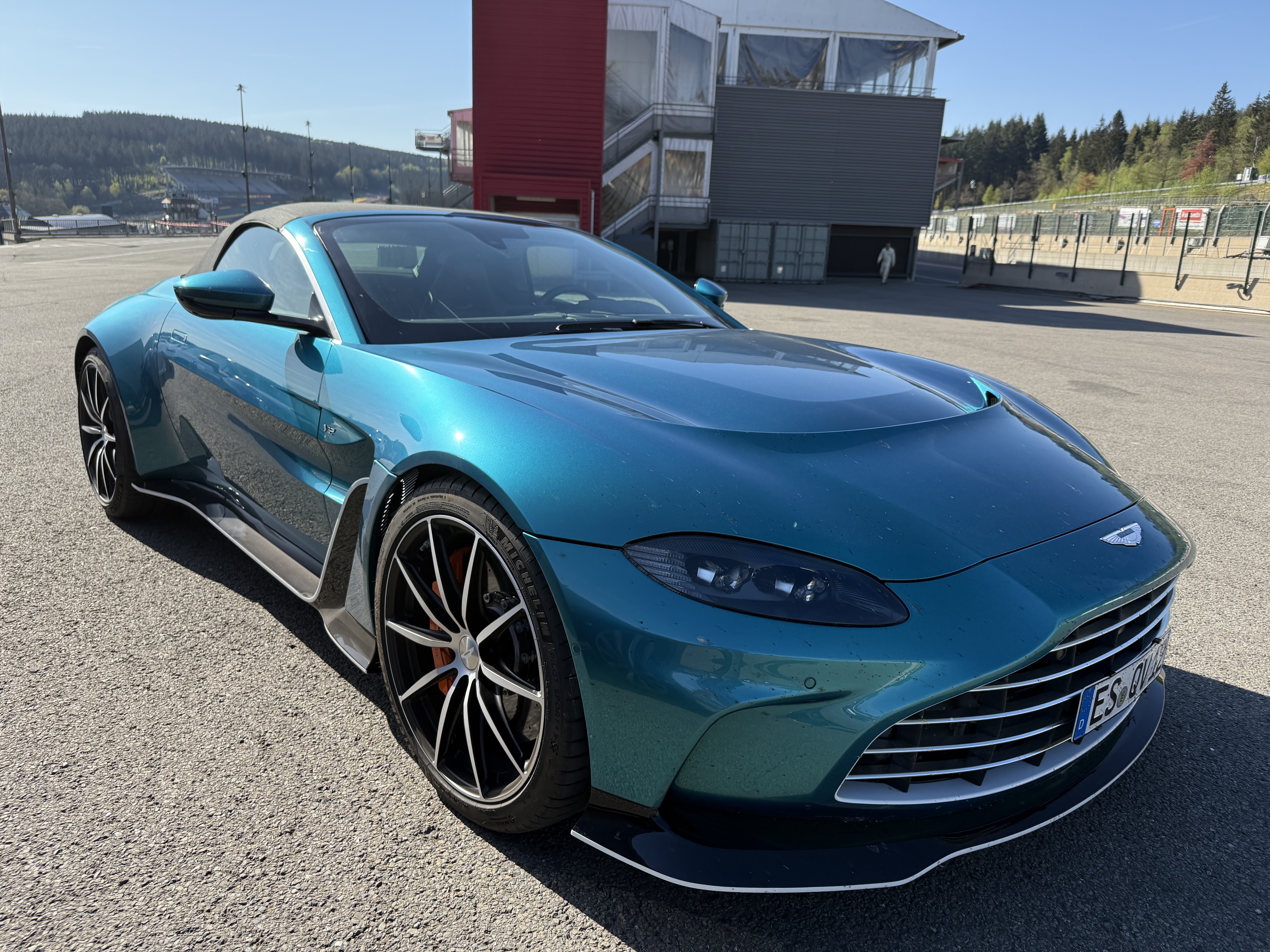 Von der virtuellen Rennstrecke auf den echten Track