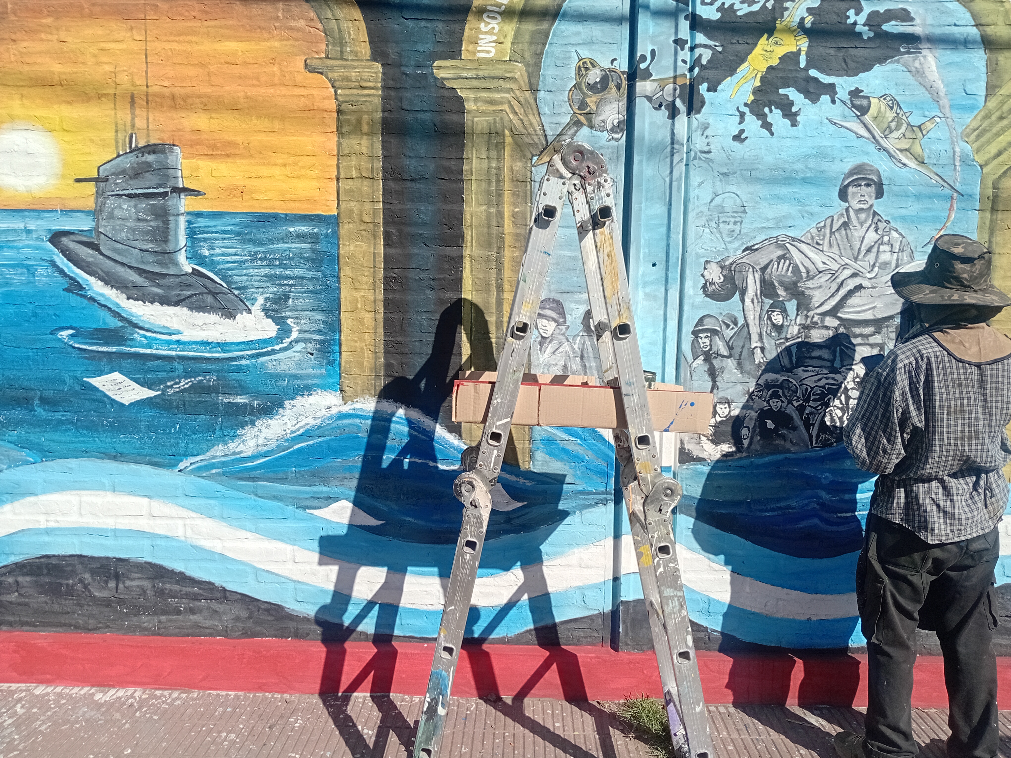 Clases de historia para los transeúntes del barrio