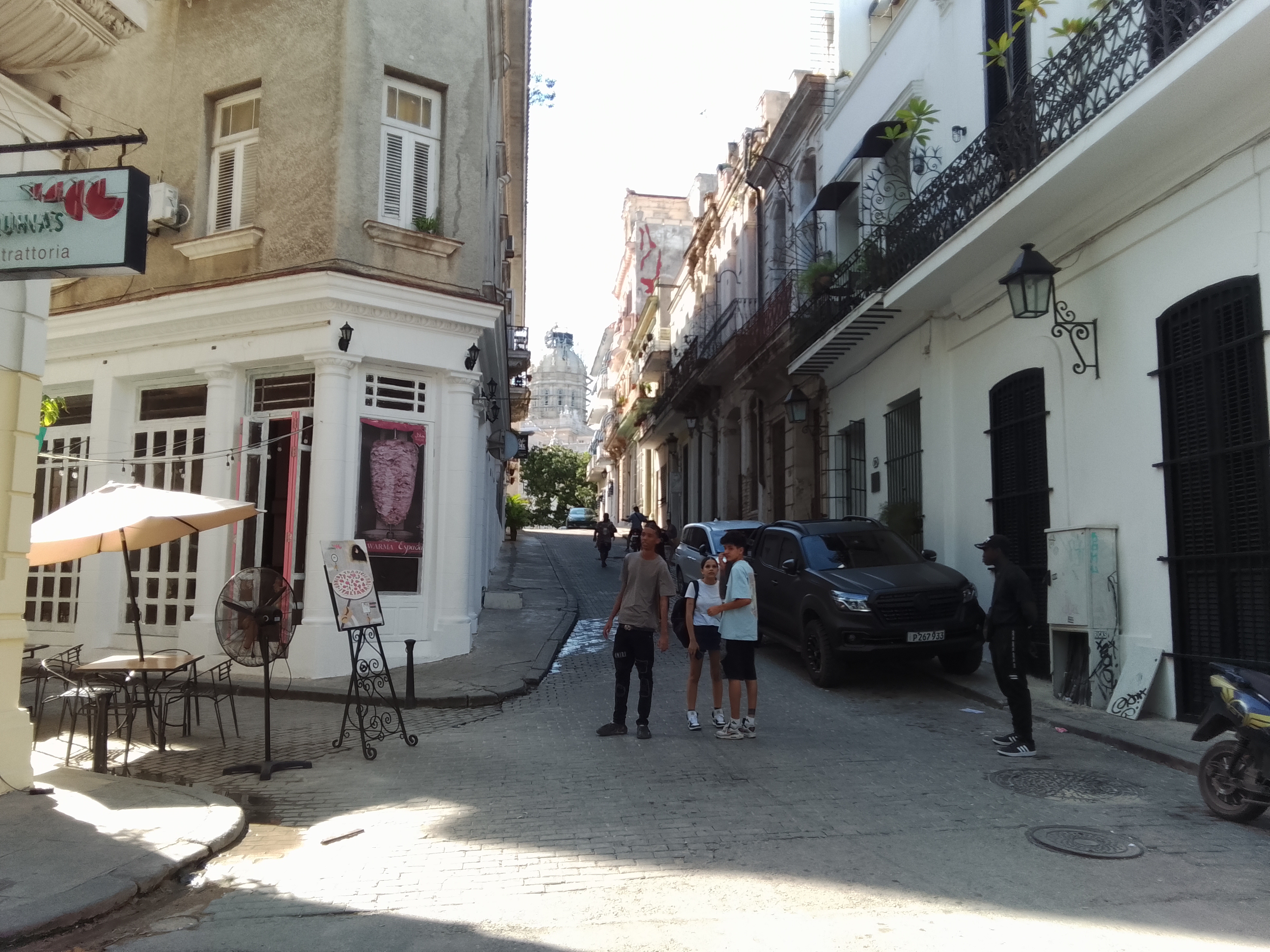 Andar la Habana con el tiempo de mi tiempo (es/en)