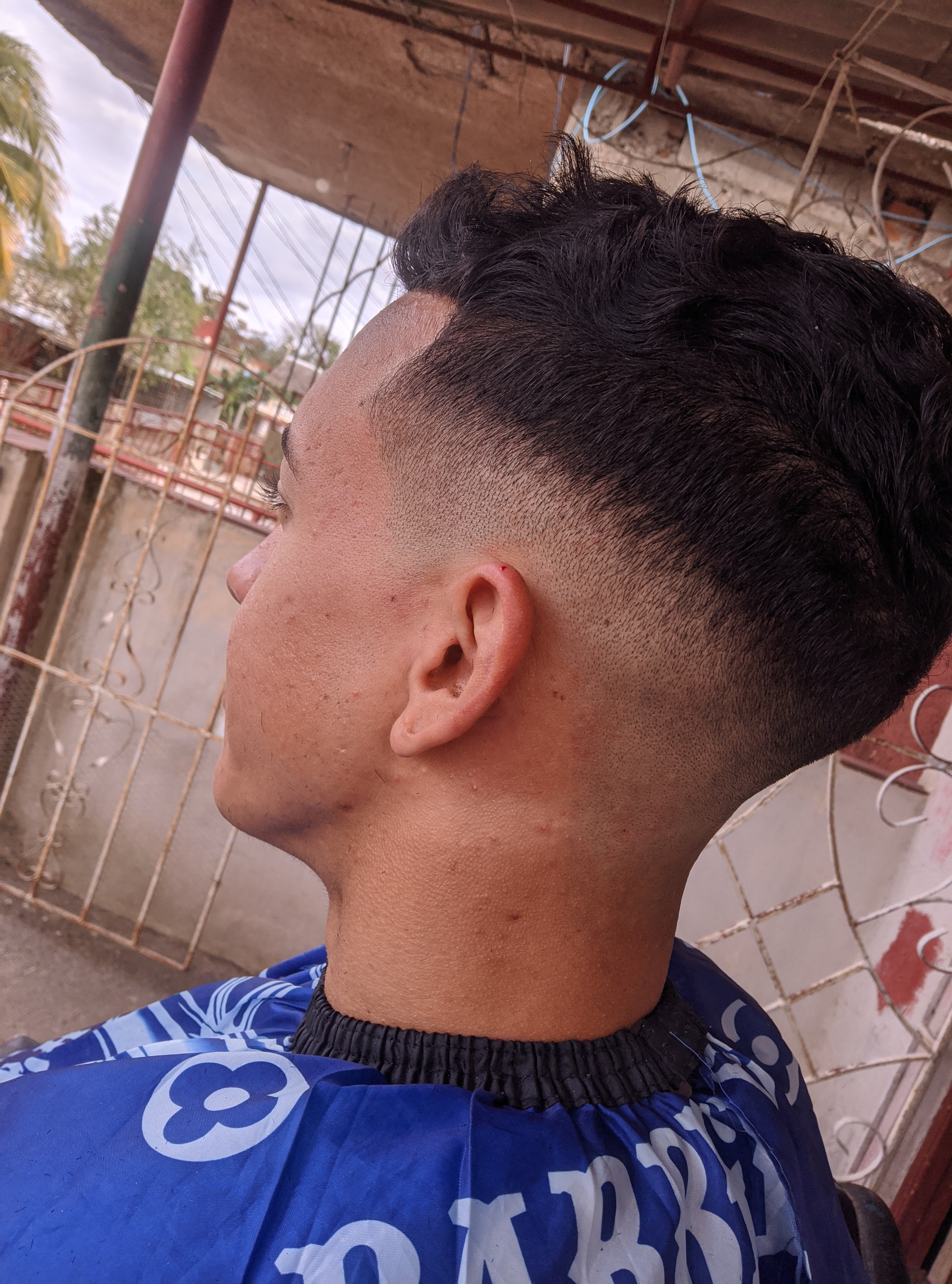 Mi camino en la Barbería: Práctica, Errores y Ganas de Crecer 💈✂️ | My journey in barbering: Practice, mistakes, and the desire to grow 💈✂️