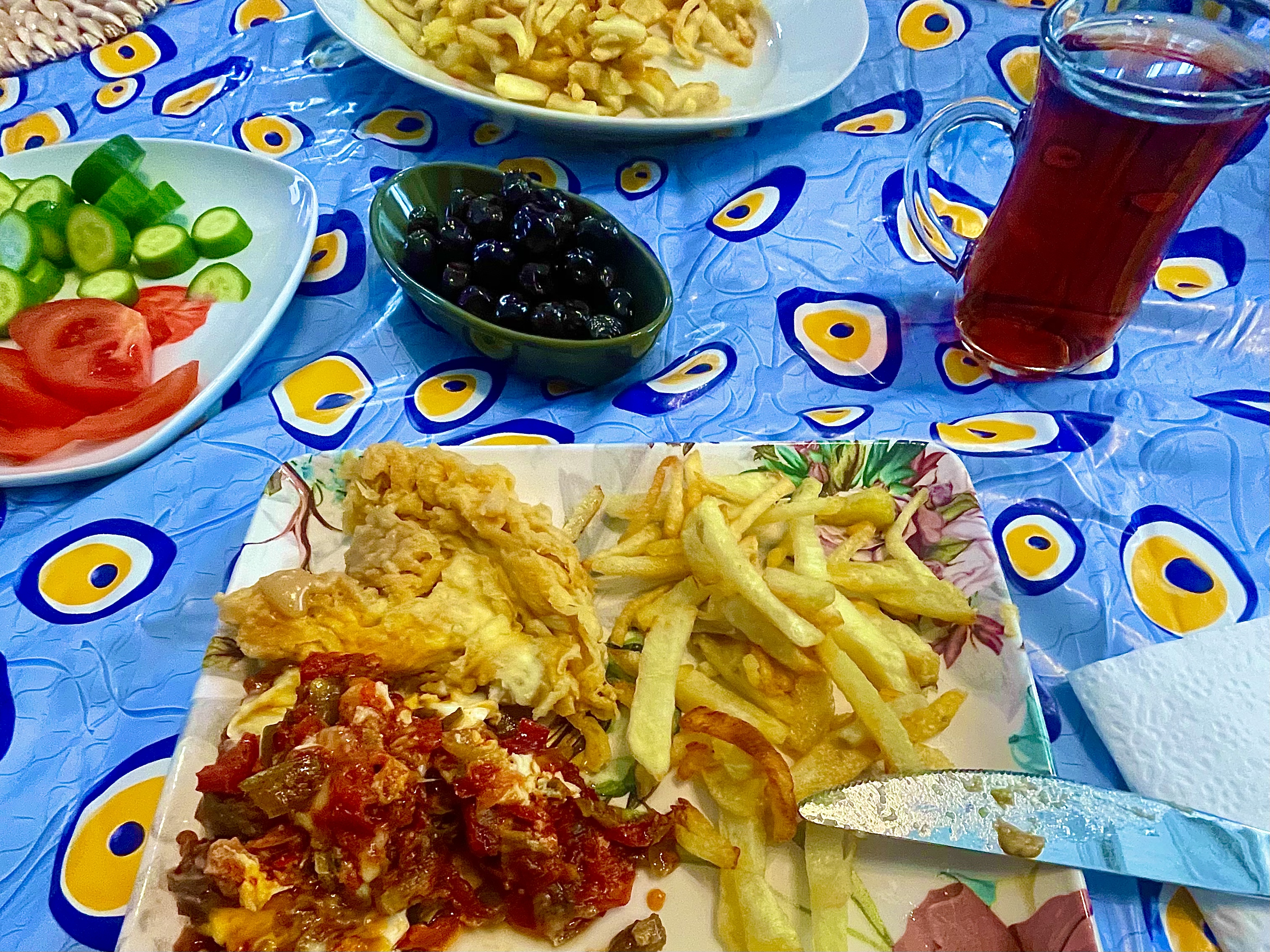 Aunt’s House, Big Breakfast Energy