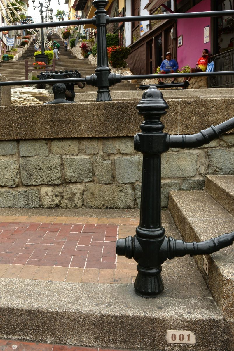 444 steps to the top of Guayaquil's oldest neighborhoods