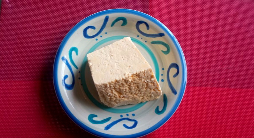 Truco fácil para quitar la sal al queso [Esp/Eng]