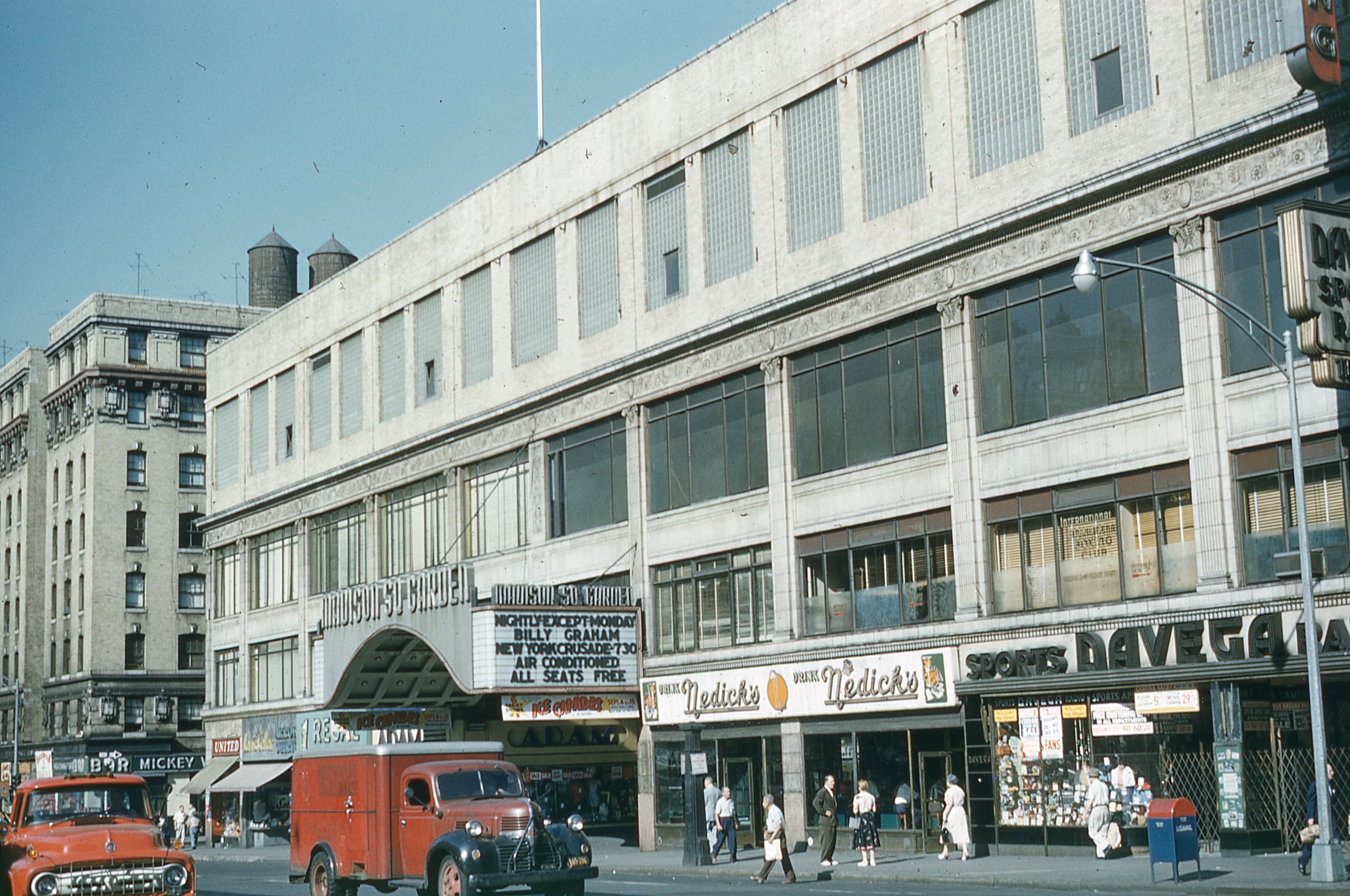 Vintage Photos - Lot 3 (741-744)