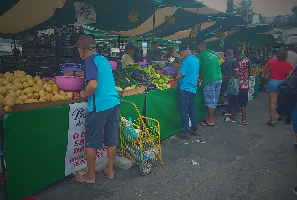Suco brasileiro [PT/EN]
