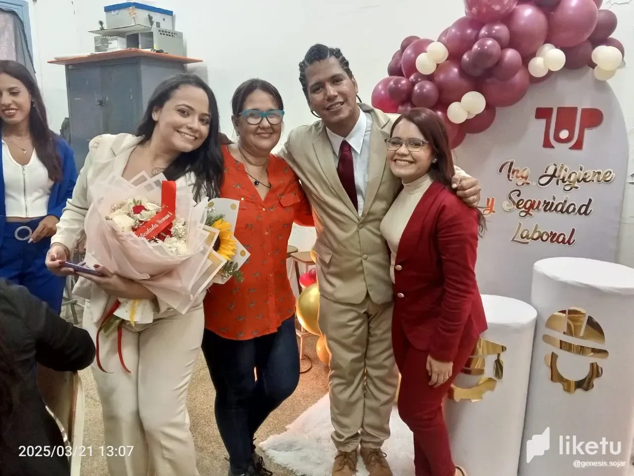 VSiC4AeGNai0e8z6_1000530904.webp