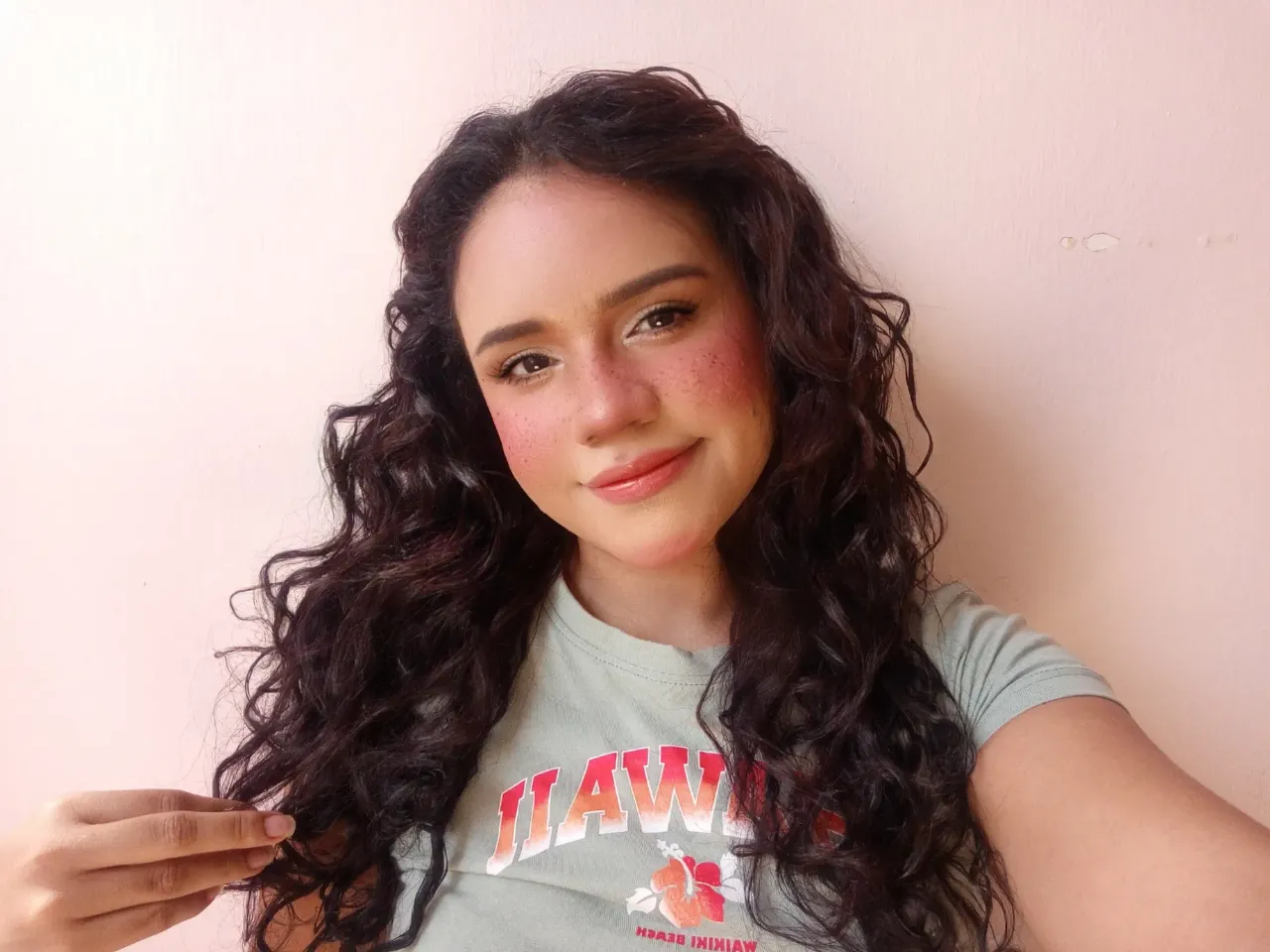 lCHNx0ol7YXxGibh_1000216663.webp