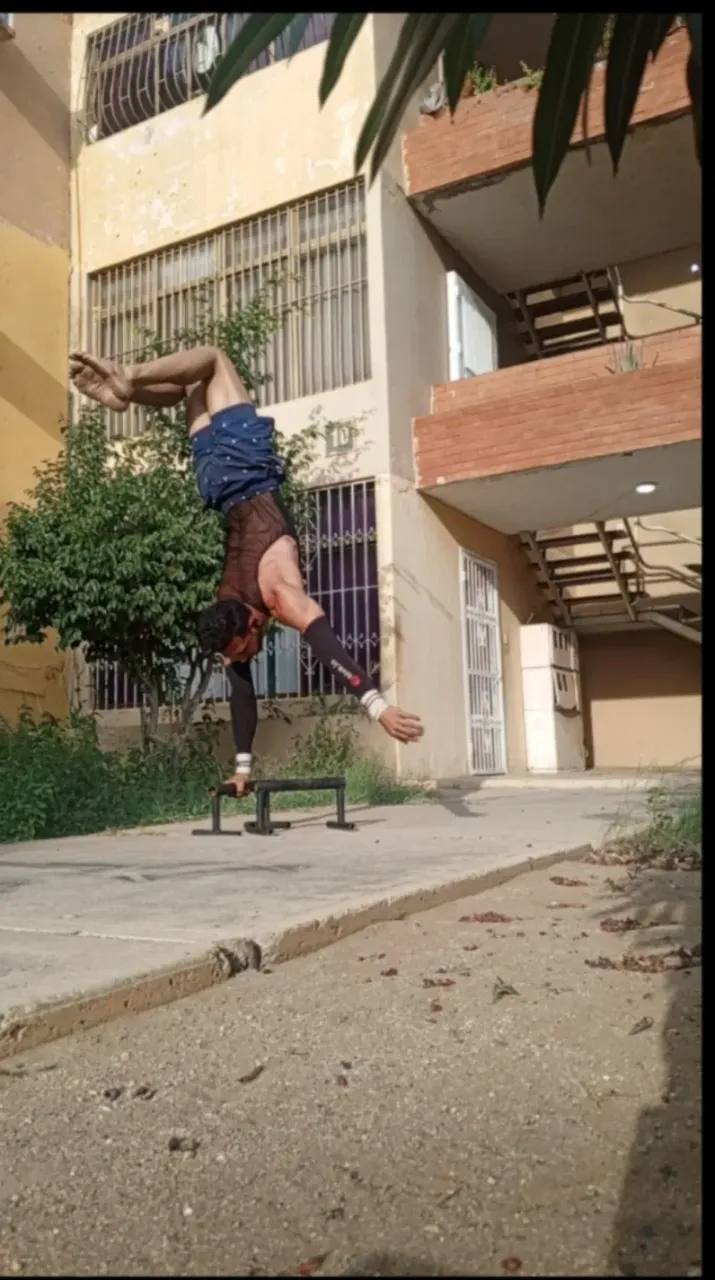 NFczmhIkEvOBK8C0_1740482954787.webp