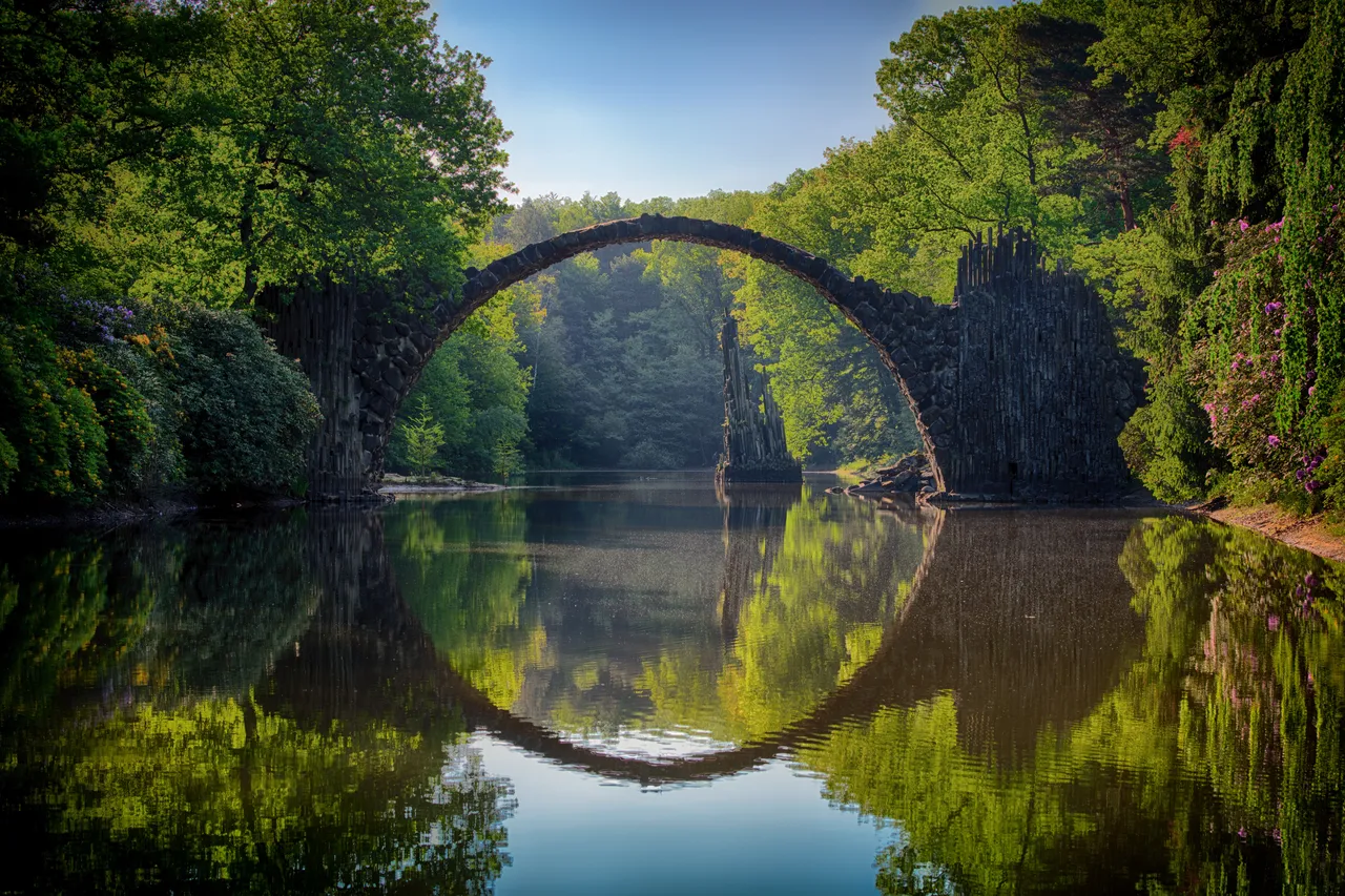 gray-bridge-and-trees-814499.jpg