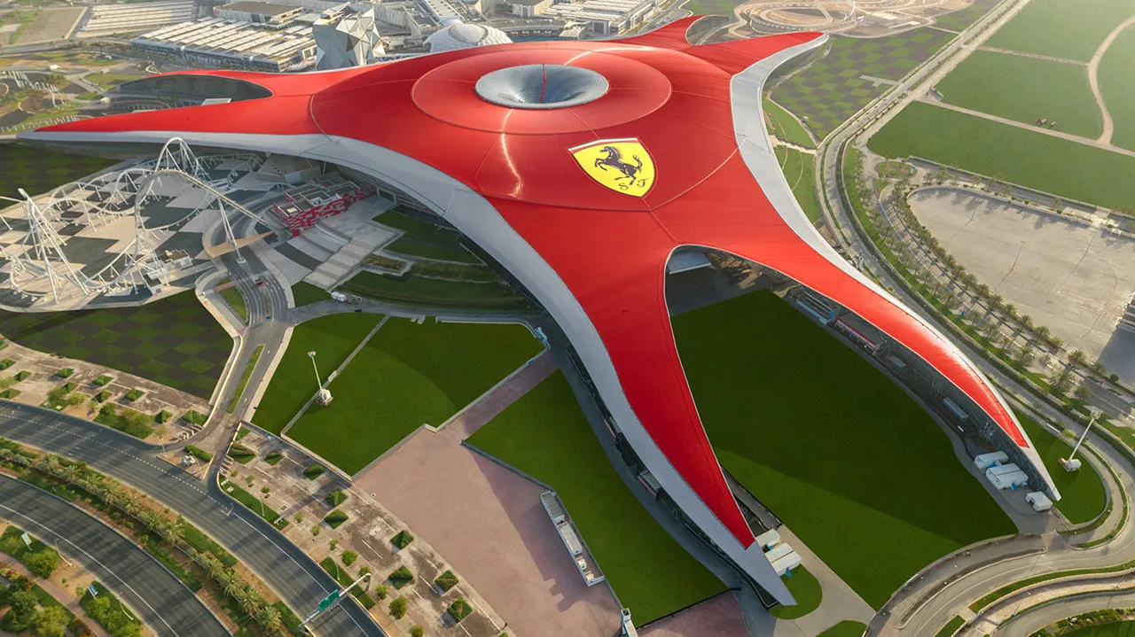 5de2441691756c07f109ee89abudhabiferraripark.jpg