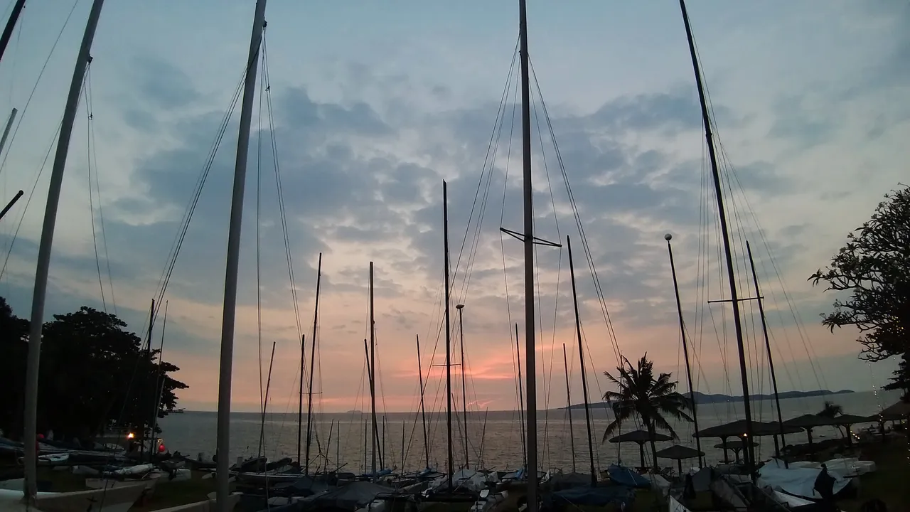 boats_and_sunsets_kohsamui99_027.jpg