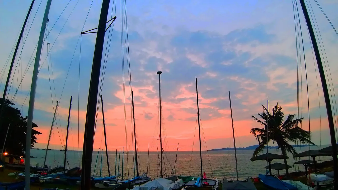 boats_and_sunsets_kohsamui99_024.jpg