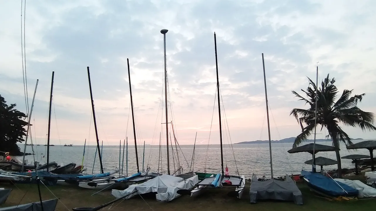 boats_and_sunsets_kohsamui99_023.jpg