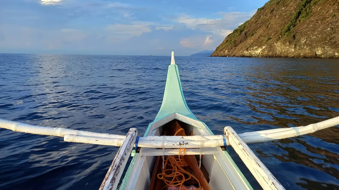 Riding a motor boat for Cabuaya Trip