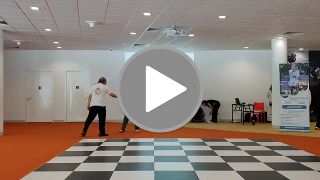 videos/cccfacf519227f5e371633f3c3efb4bc-00001.png