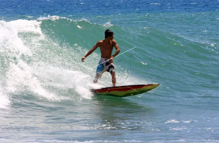 17-32-51-surfing-aceh-l43ove-prv.jpg