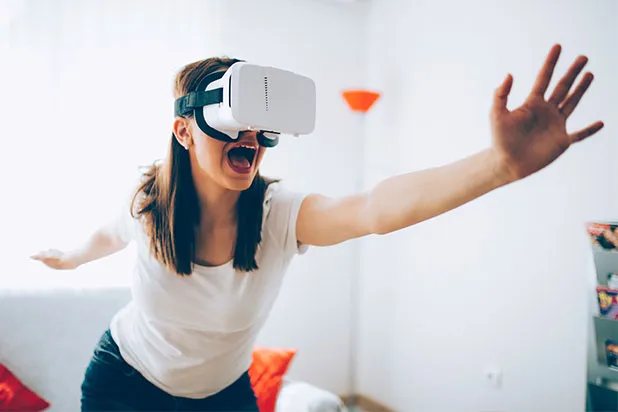 LEK_Virtual_Reality_istock_photo.jpg